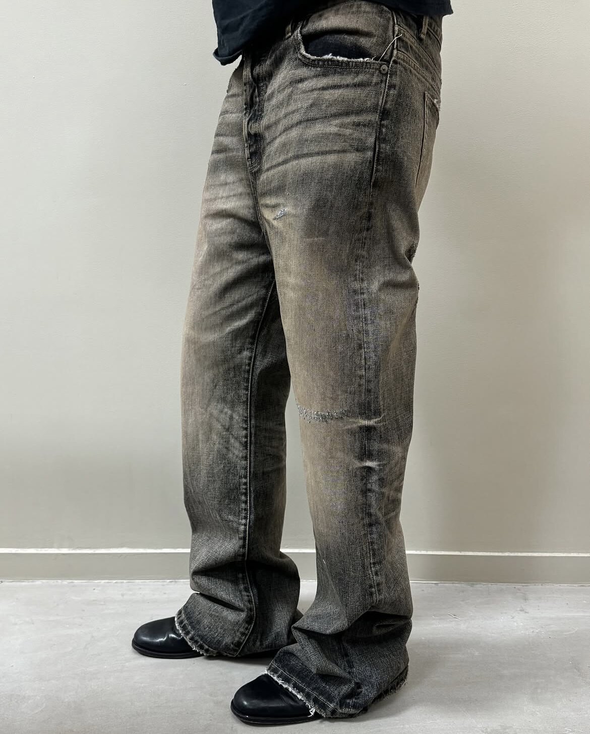 Sun-Faded, Washed, Distressed, - Aglaonema Red recension och pris